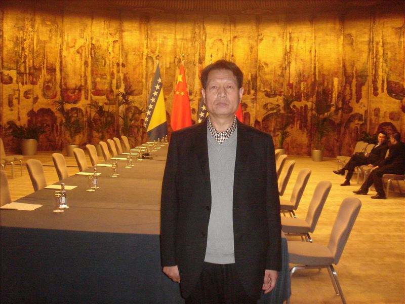董事長車相安在布加勒斯特中羅經(jīng)貿(mào)洽談會場